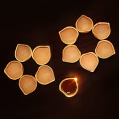 Craftlipi-Heart Shape Diya : Diwali Special - Set Of 12 Diyas & Cotton Wicks
