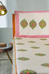 Sootisyahi 'Essence of color' Handblock Printed Cotton Bedsheet