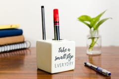 IVEI Wooden White Pen Stand Cube