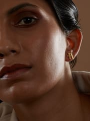 The Slow Studio - Strikethrough Earrings - Gold