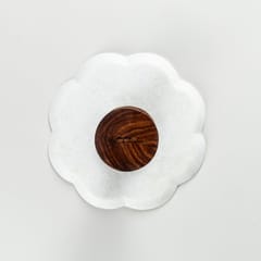 Eyaas - Marble & Wood Platter in Floral Shape - Size 8"