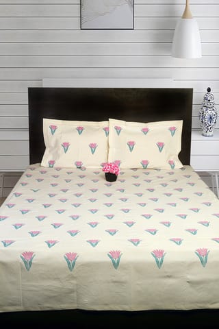 Rustic Route- Pink Tulip Print Bedspread with Pillow Covers