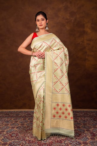HKV Benaras -Pure Katan silk Kadhwa Jangla with Traditional Border Banarasi Saree