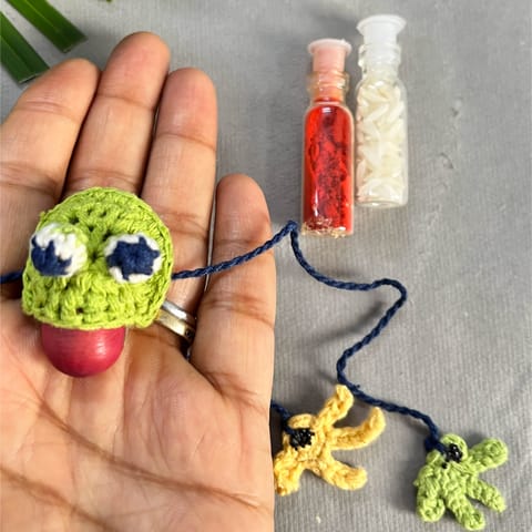 Shuddh Natural - The Froggy - PLANTABLE I ECO FRIENDLY RAKHI EMBEDDED WITH SEEDS